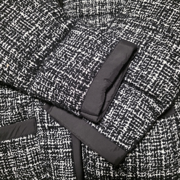 Bernardo Women's XXL Stylish Blended Wool Black and White Tweed Puffer Jacket - Picture 7 of 11